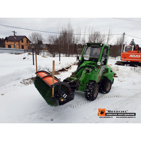 Щетка коммунальная BRM_AV-550-1600 для мини-погрузчика Щетка коммунальная BRM_AV-550-1600 для мини-погрузчика