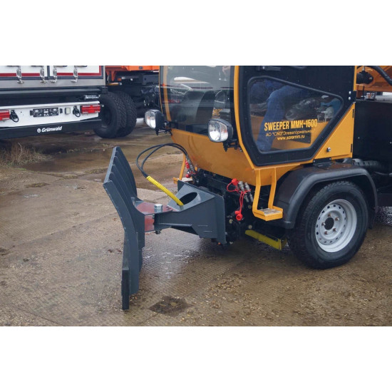 Отвал для уборки снега SB_MM-750-1800 для коммунальных машин