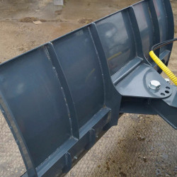 Отвал для уборки снега SB_MM-750-1800 для коммунальных машин