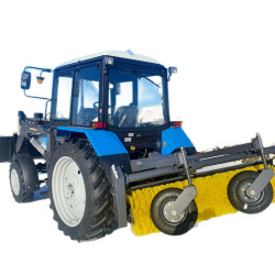 Трактор МТЗ Беларус 82.1 (машина дорожная МД.03)  с погрузчиком и щеткой