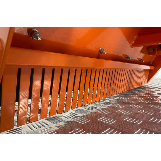 Пескоразбрасыватель DMD_MM-200 для коммунальных машин