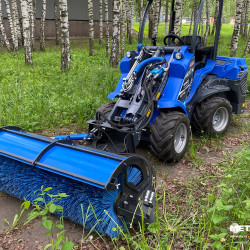 Щетка коммунальная BRM_AV-550-1600 для мини-погрузчика